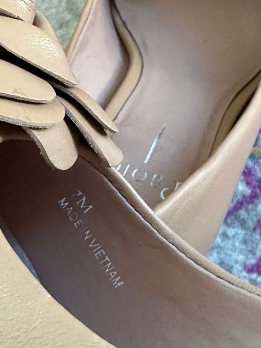 Linea Paolo Classic Tan Leather Pointed-Toe Pumps with Rosette Flower - Picture 6 of 7